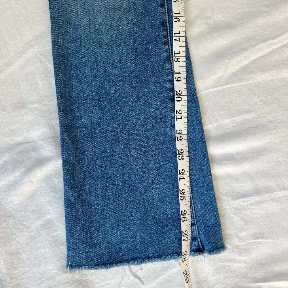 MOTHER Weekender Fray Jeans Size 27 in Groovy Kind of Love - Picture 6 of 9